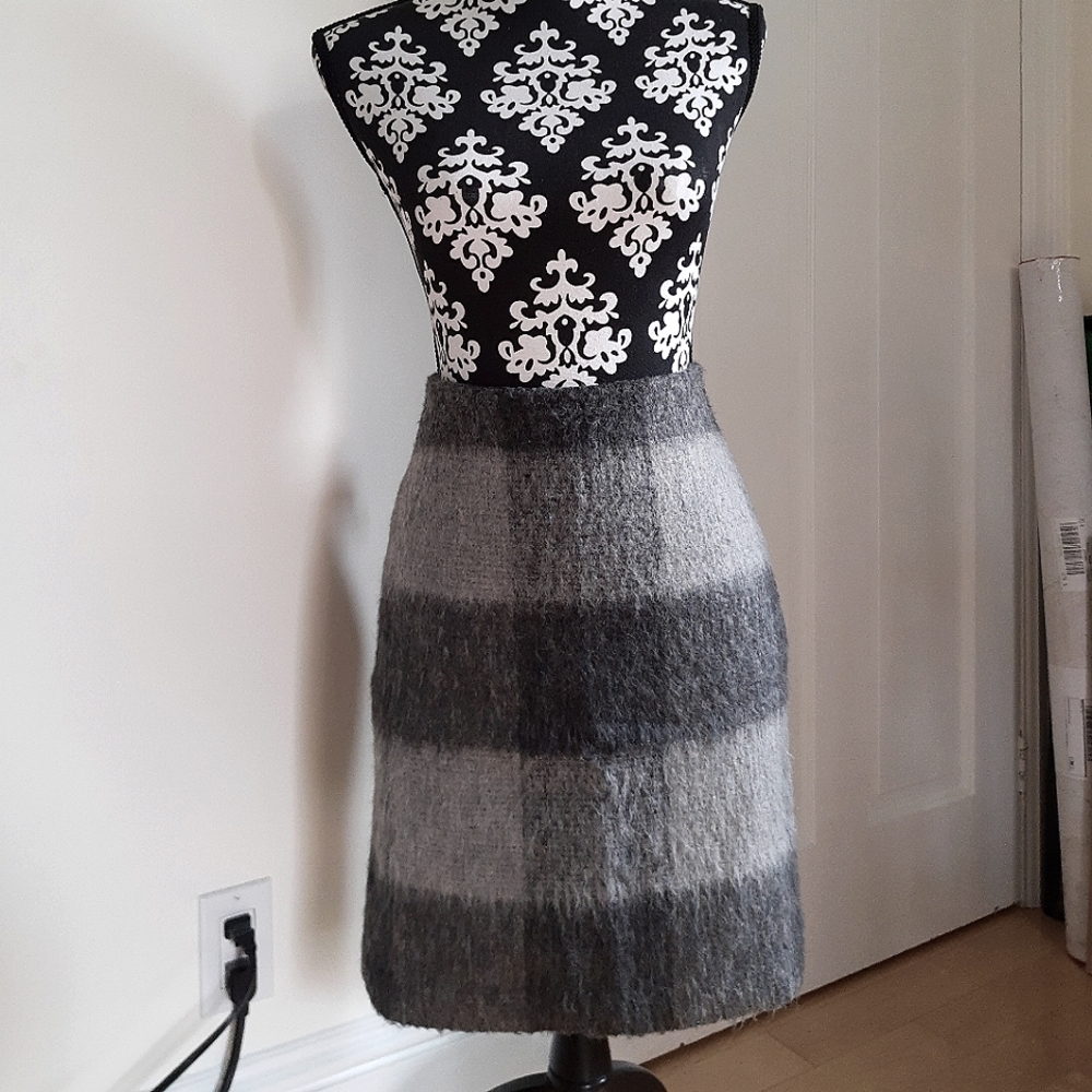 Plaid wool skirt petite size